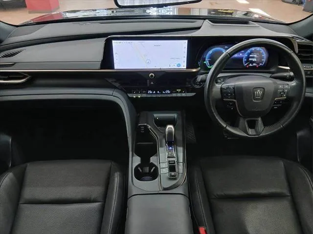 Toyota Crown Crossover 2023 photo 3