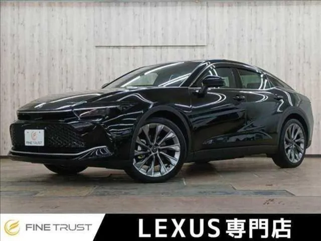 Toyota Crown Crossover