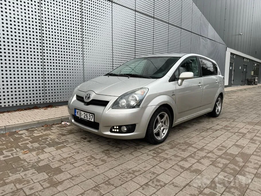 Toyota Corolla Verso 2009 photo 4