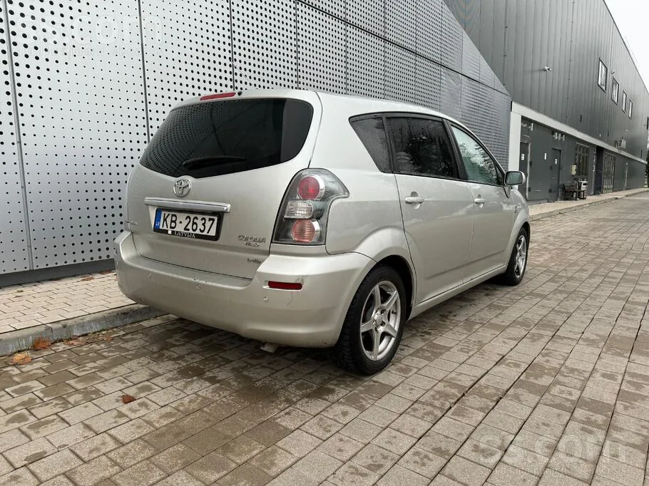 Toyota Corolla Verso 2009 photo 3