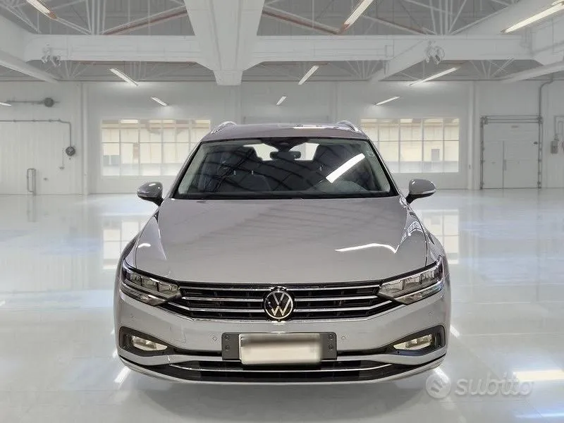 Volkswagen Passat 2024 photo 2