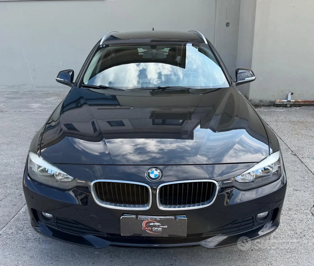 BMW 318D 2014 photo 2