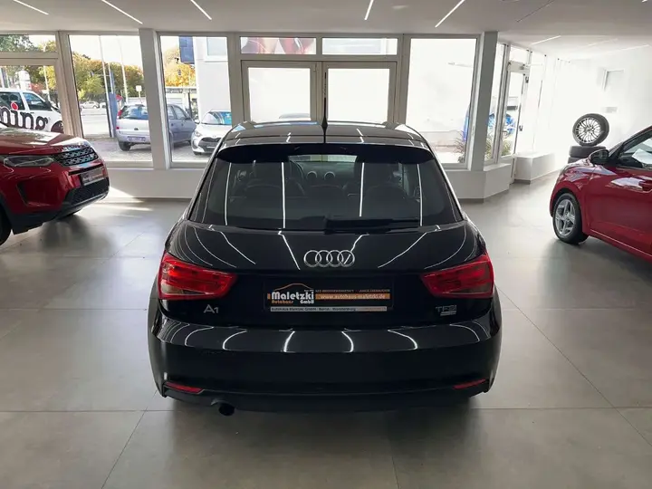 Audi A1 2015 photo 5