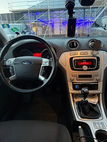 Ford Mondeo 2011 photo 4