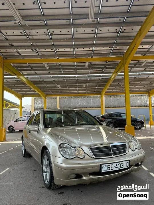 Mercedes-Benz C-Class 2006 photo 4