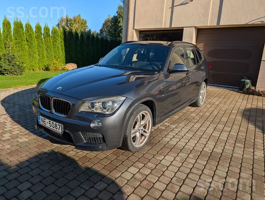 BMW X1 2013 photo 2