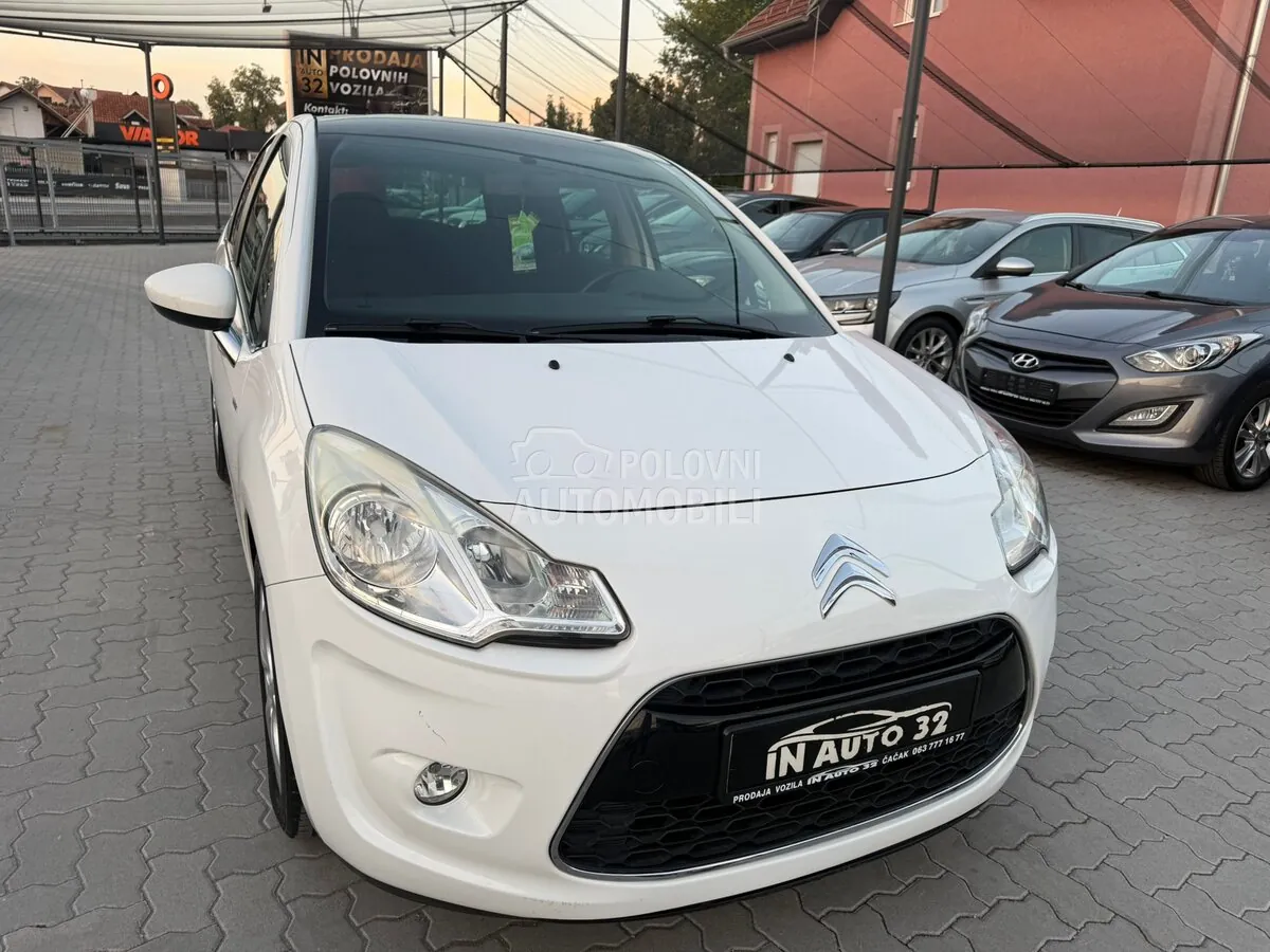 Citroen C3 2010 photo 2