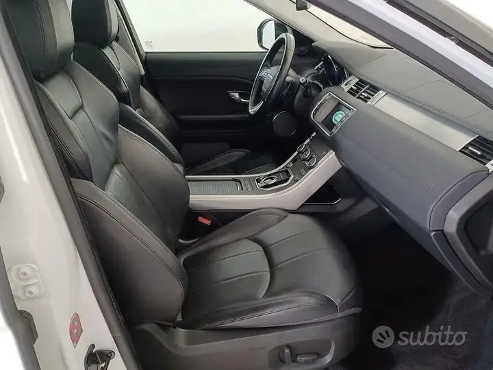 Land Rover Range Rover Evoque 2019 photo 3