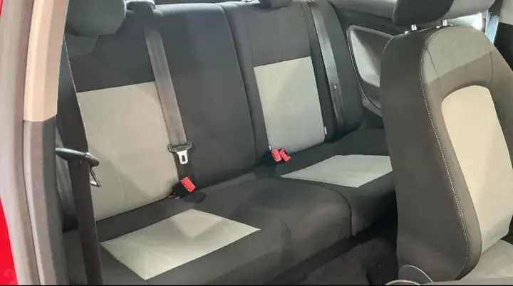 Seat Ibiza 2013 photo 4