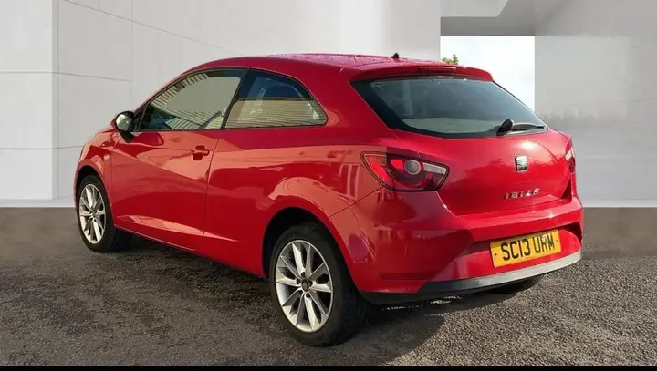 Seat Ibiza 2013 photo 2