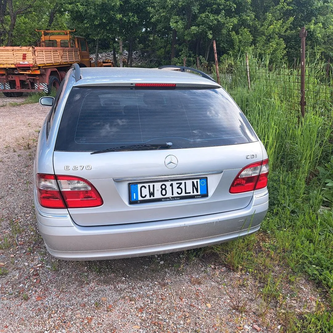 Mercedes-Benz E 270