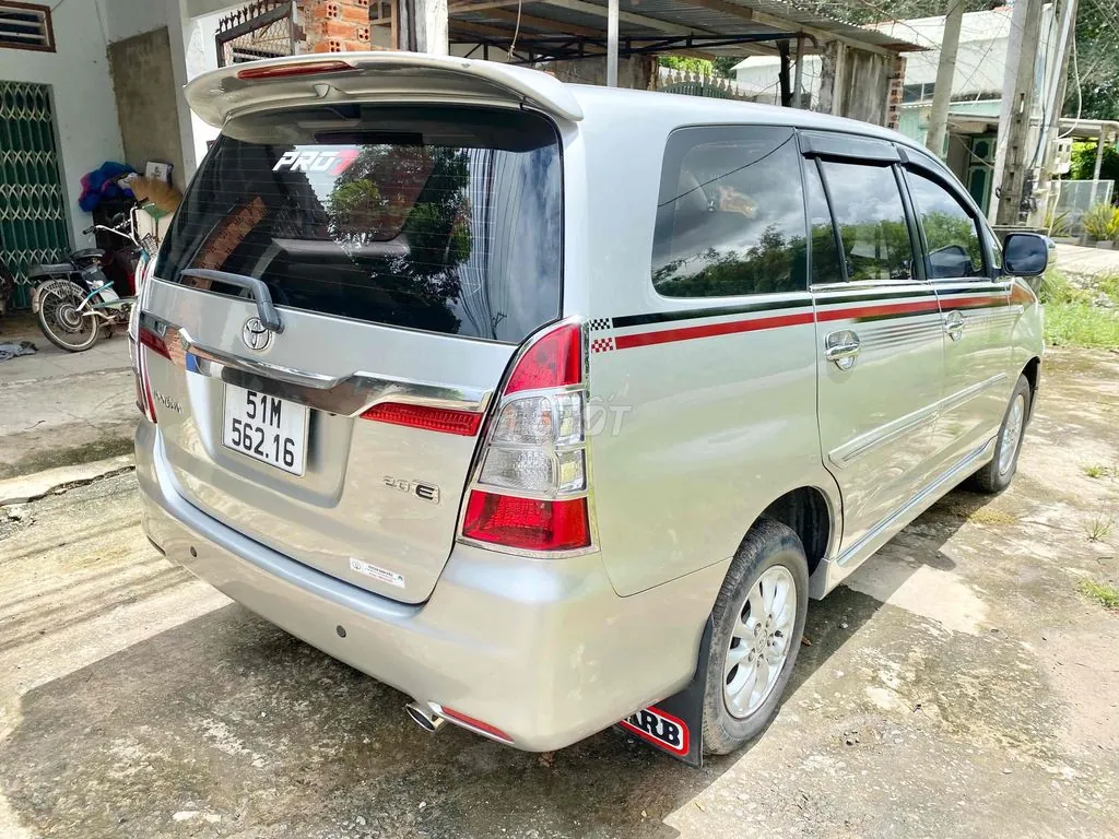 Toyota Innova 2015 photo 4