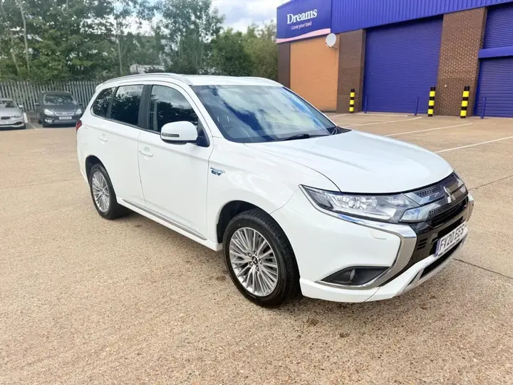Mitsubishi Outlander 2020 photo 4
