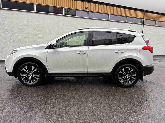 Toyota Rav4 2014 photo 2
