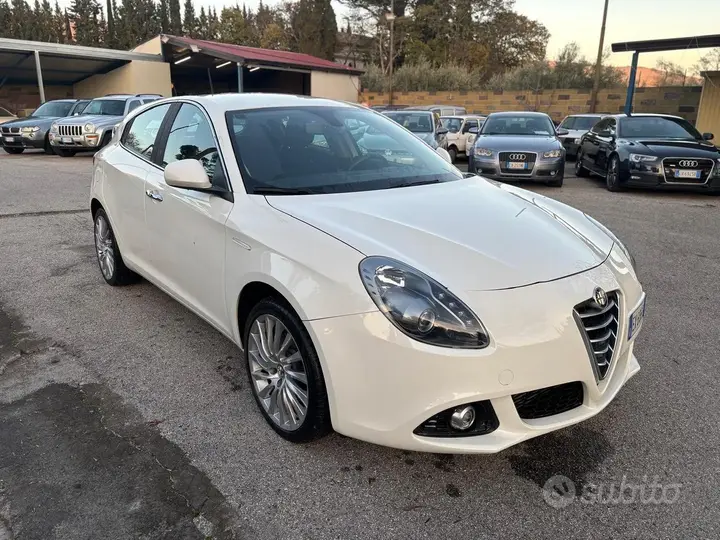 Alfa Romeo Giulietta 2014 photo 5
