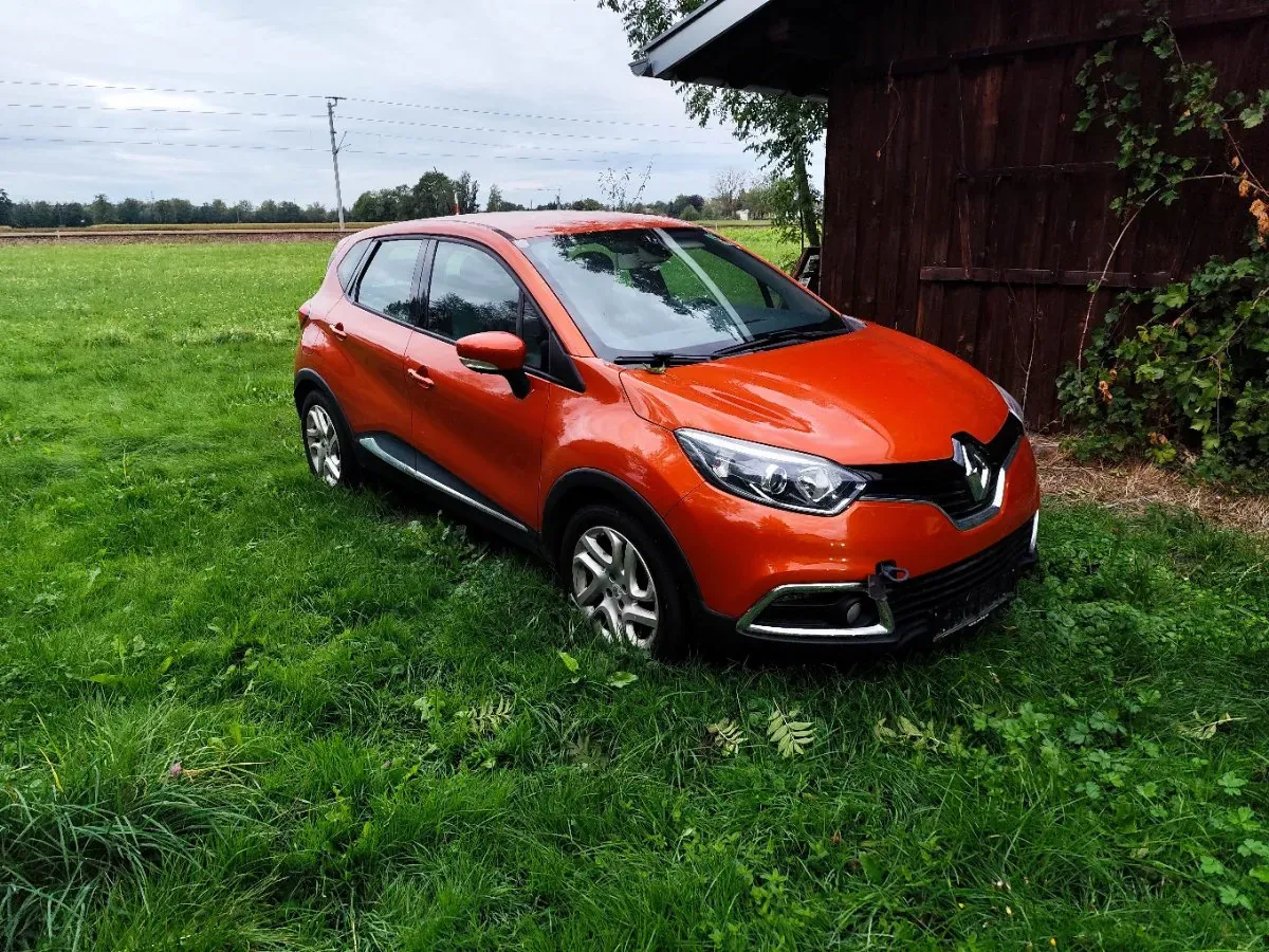 Renault Captur 2014 photo 2