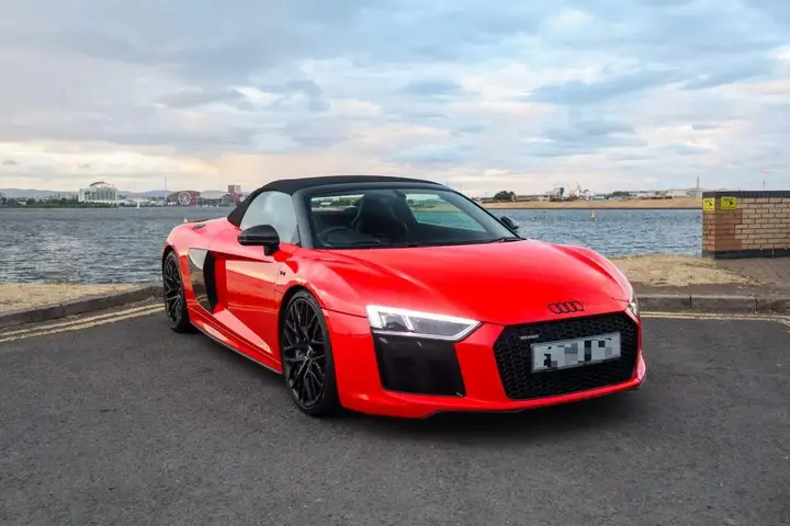 Audi R8 Spyder 2019 photo 2
