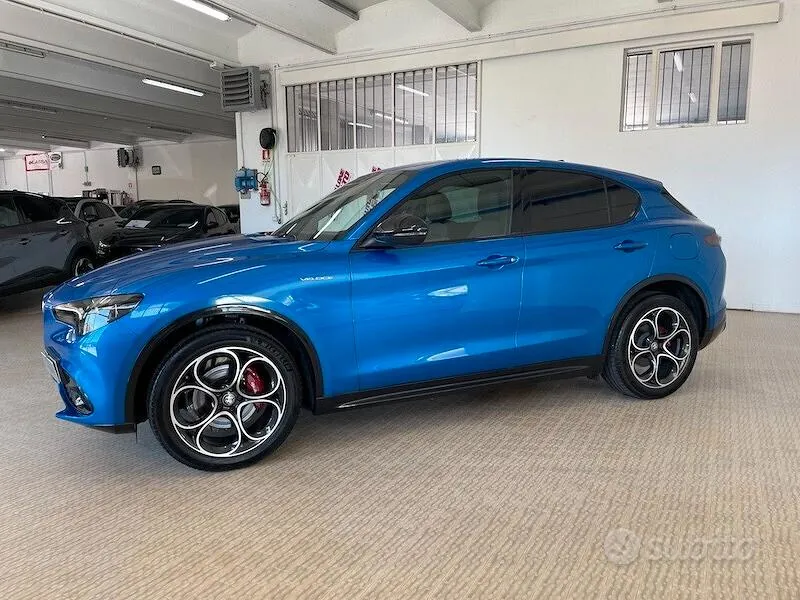 Alfa Romeo Stelvio 2024 photo 4
