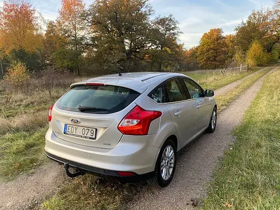 Ford Focus 2014 photo 5