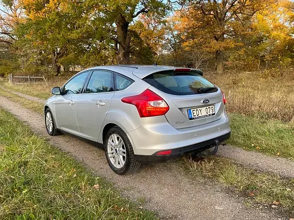 Ford Focus 2014 photo 3