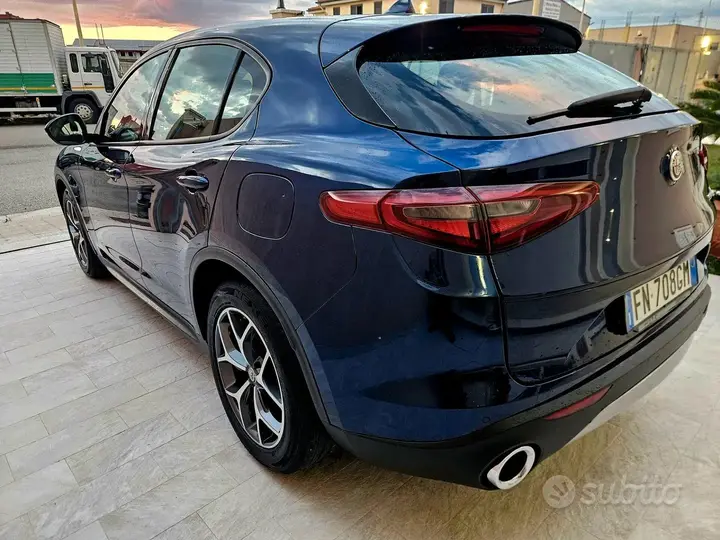 Alfa Romeo Stelvio 2018 photo 5