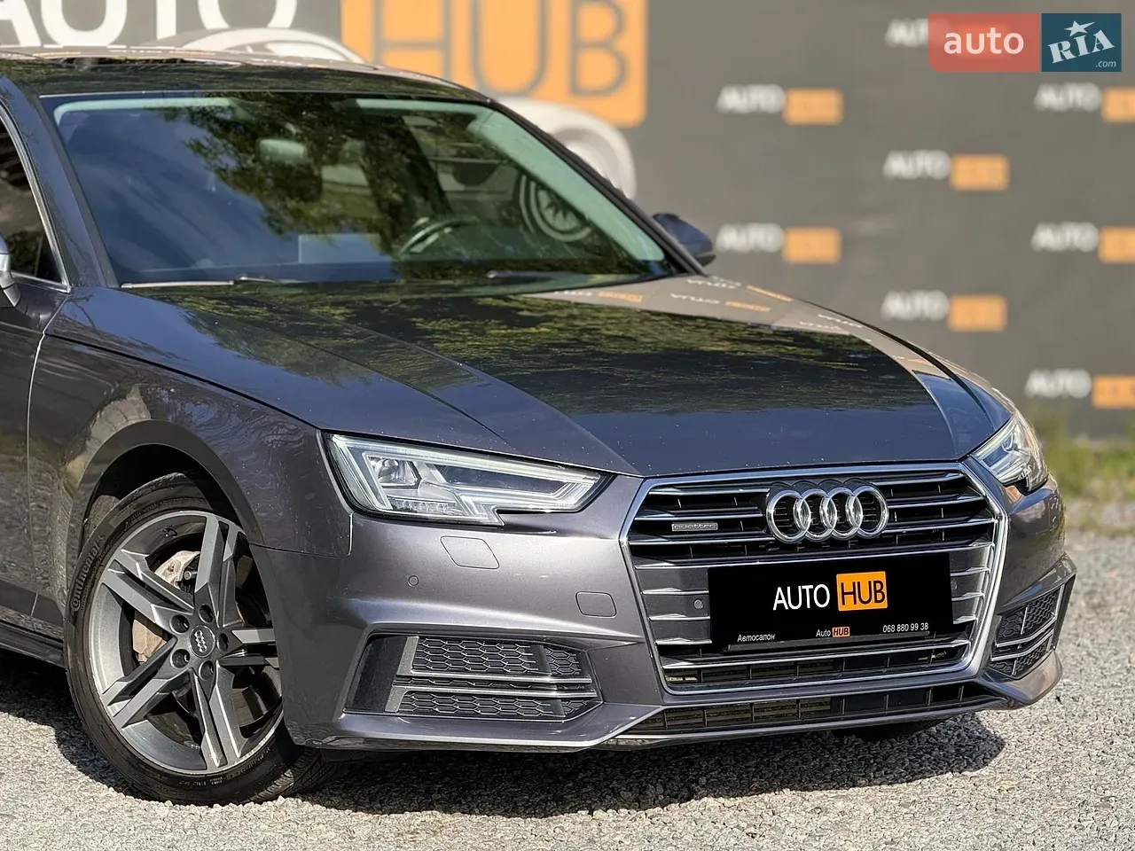 Audi A4 2017 photo 2