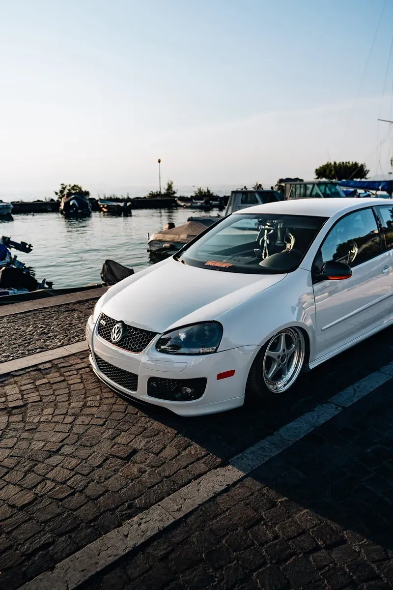 Volkswagen Golf 2005 photo 3