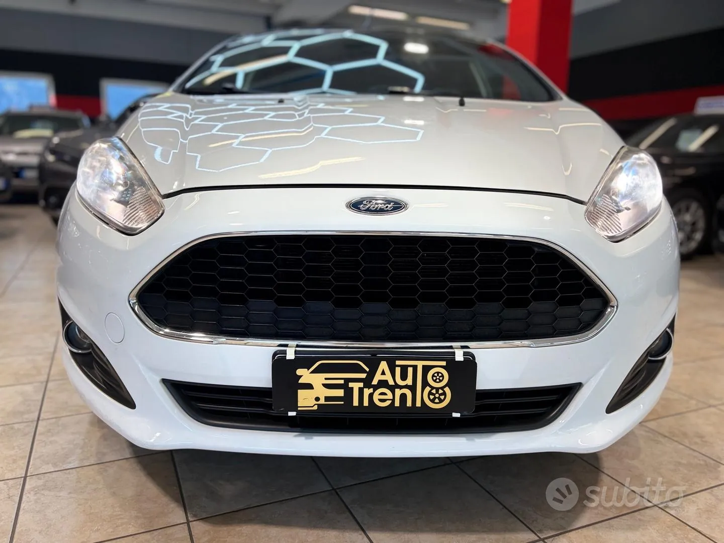 Ford Fiesta 2017 photo 2