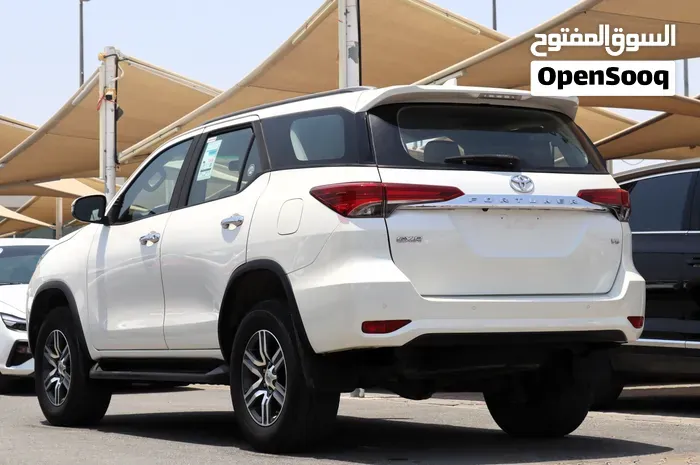 Toyota Fortuner 2021 photo 4