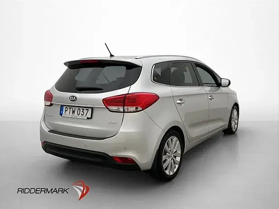 Kia Carens 2015 photo 5