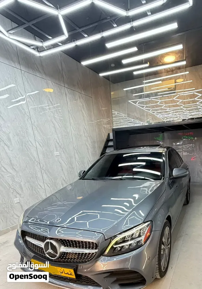 Mercedes-Benz C-Class 2019 photo 3