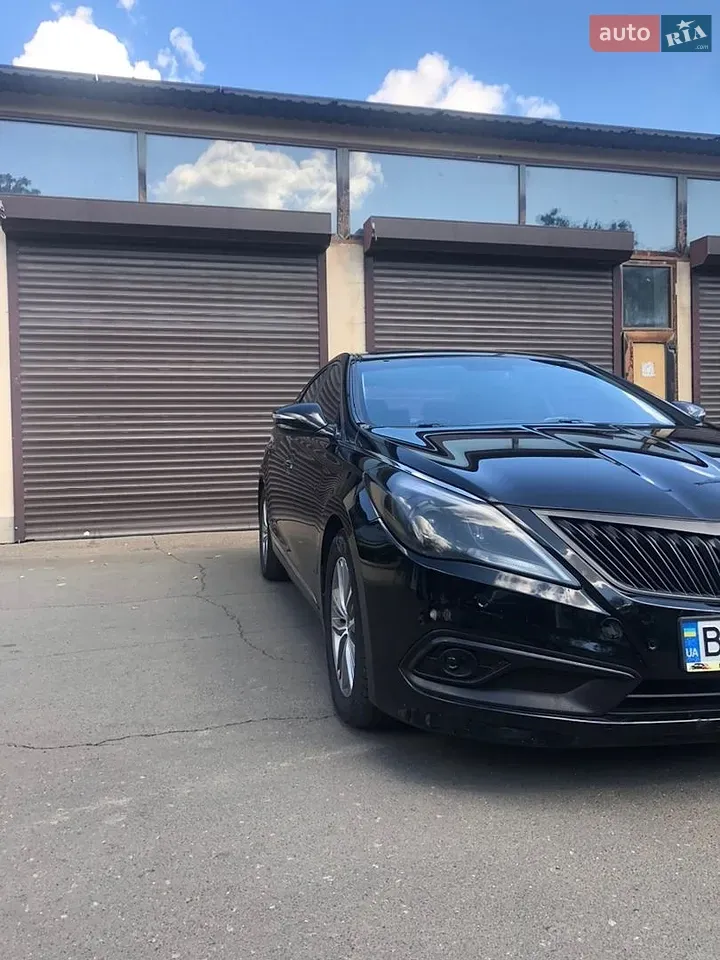 Hyundai Grandeur 2015 photo 2