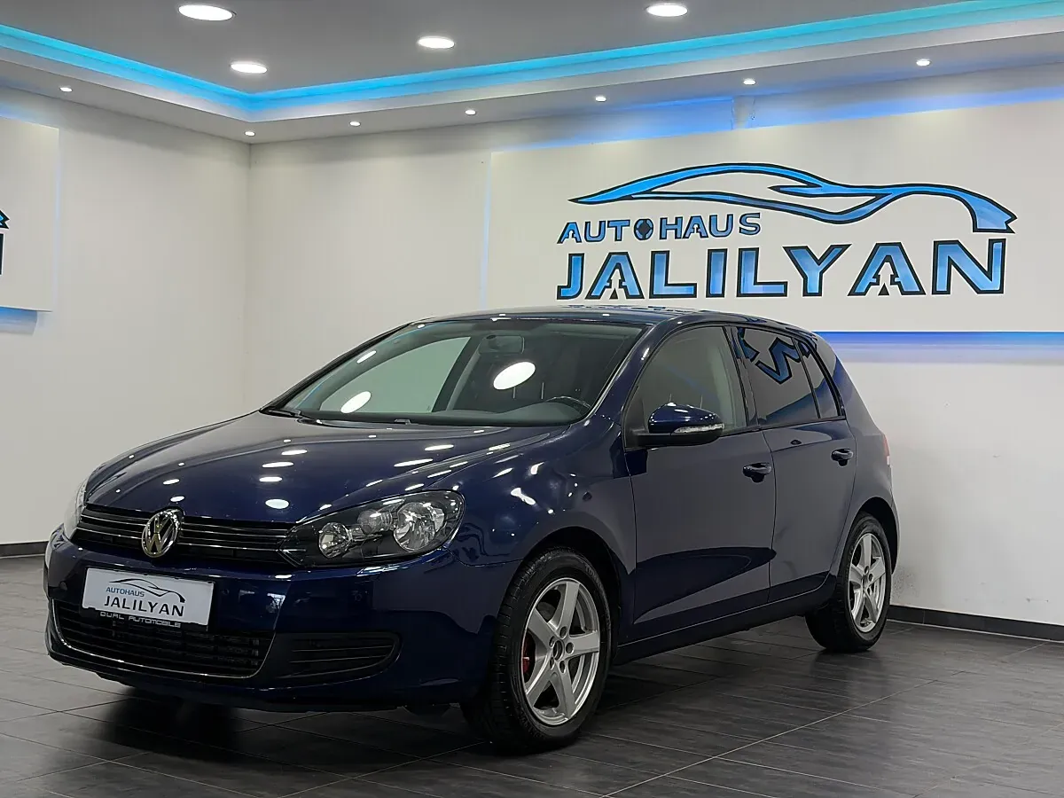 Volkswagen Golf 2010 photo 2