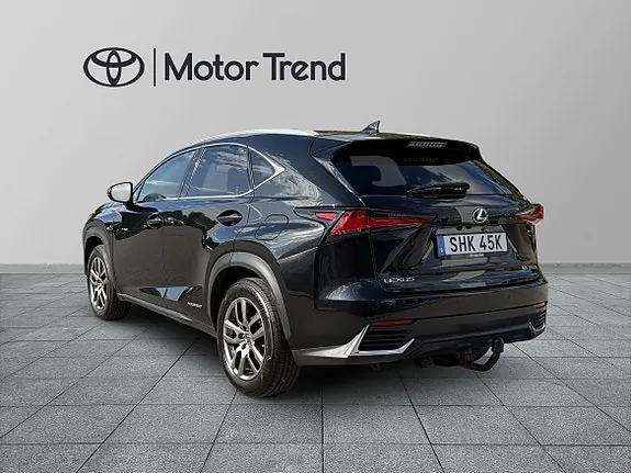 Lexus Nx300H 2019 photo 2