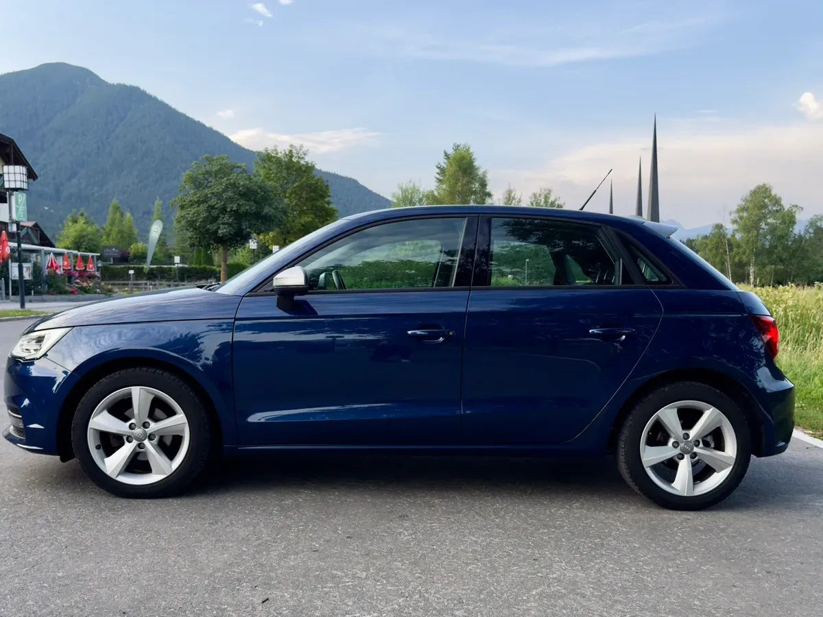 Audi A1 2017 photo 2