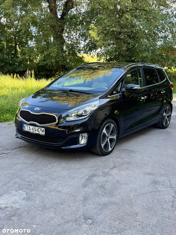 Kia Carens