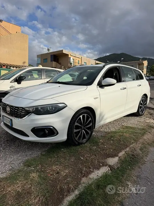 Fiat Tipo 2017 photo 2