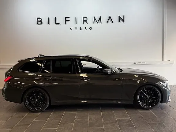 BMW 330E
