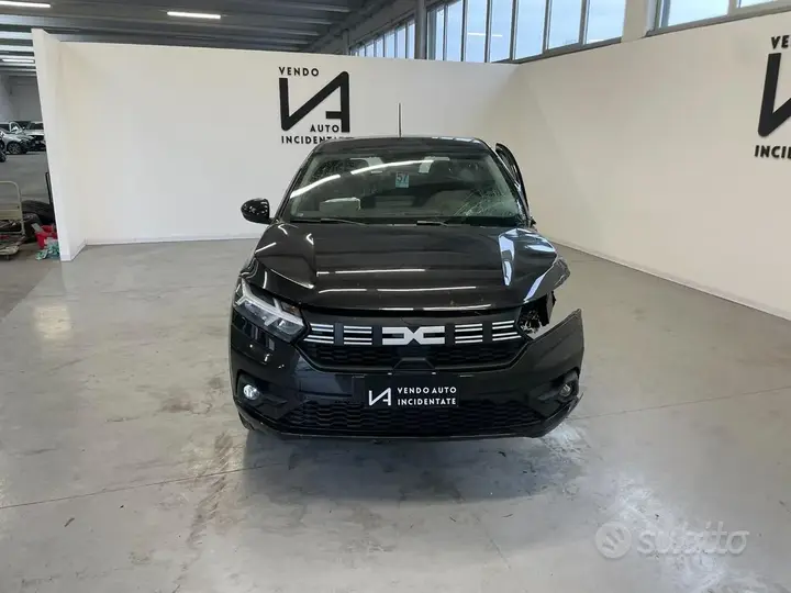 Dacia Sandero 2025 photo 2