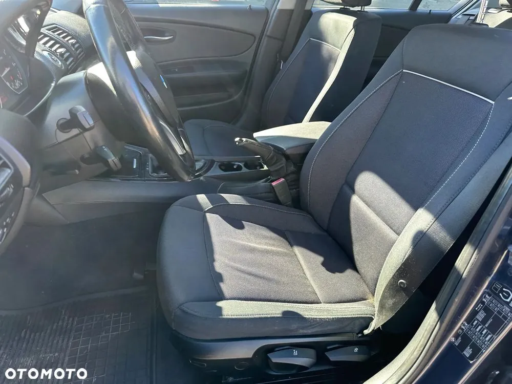 BMW Seria 1 2010 photo 3