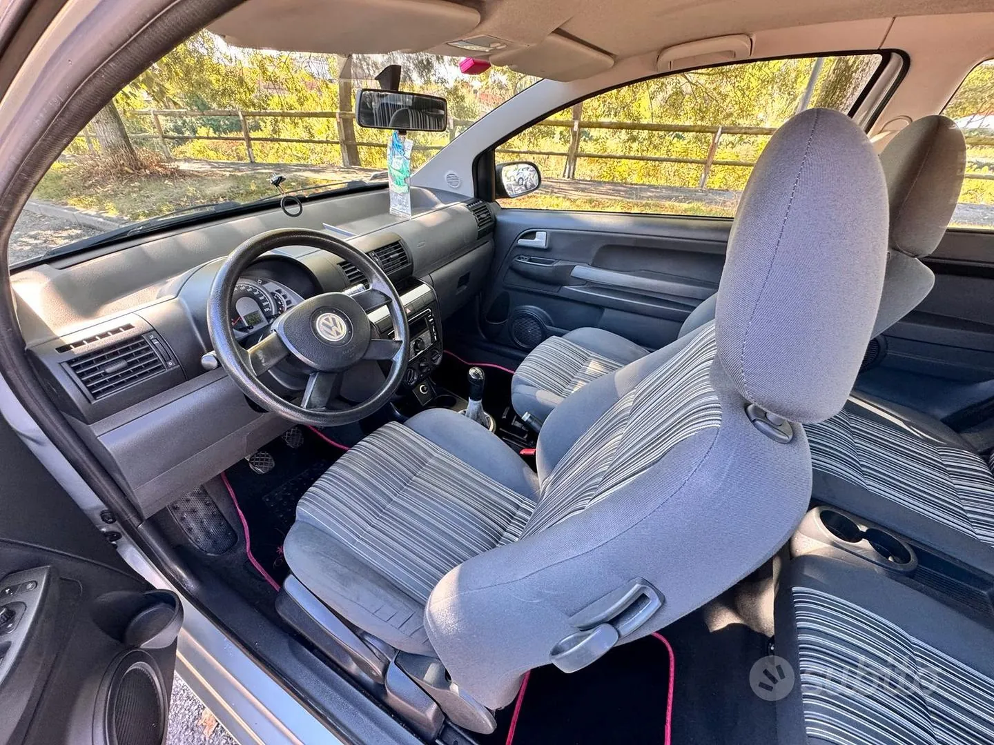 Volkswagen Fox 2005 photo 4