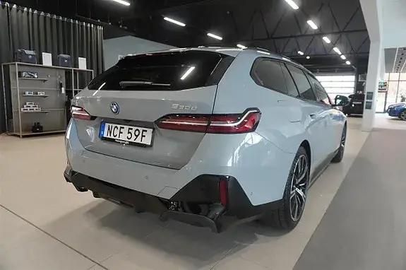 BMW 530E 2025 photo 5
