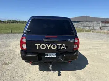 Toyota Hilux 2025 photo 5