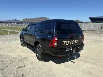 Toyota Hilux 2025 photo 3