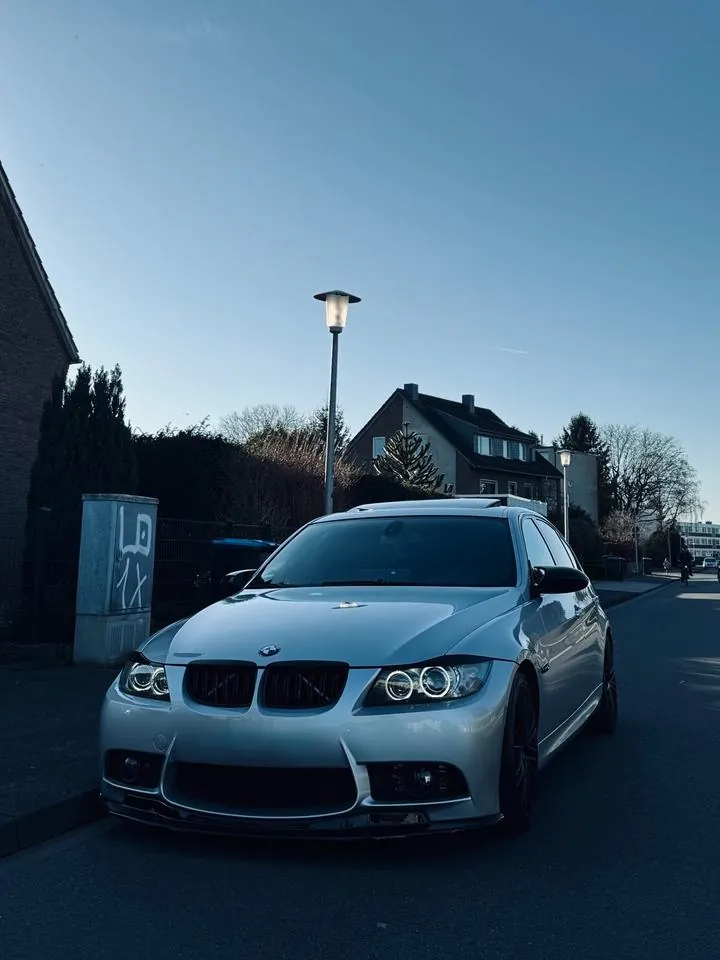 BMW 325I