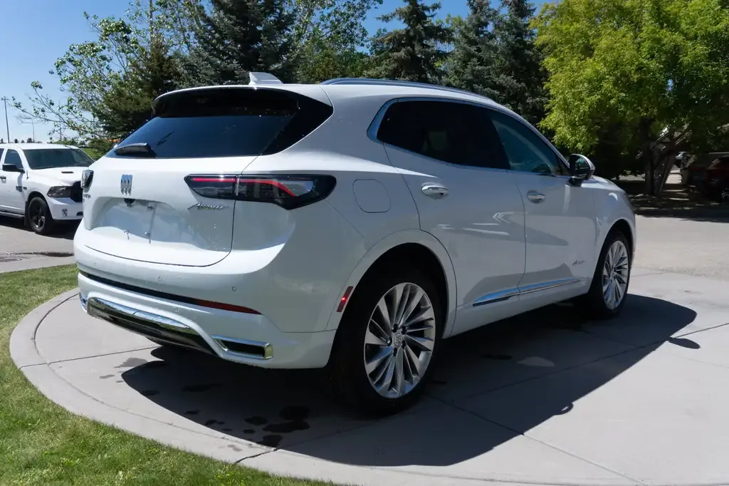 Buick Envision 2026 photo 5