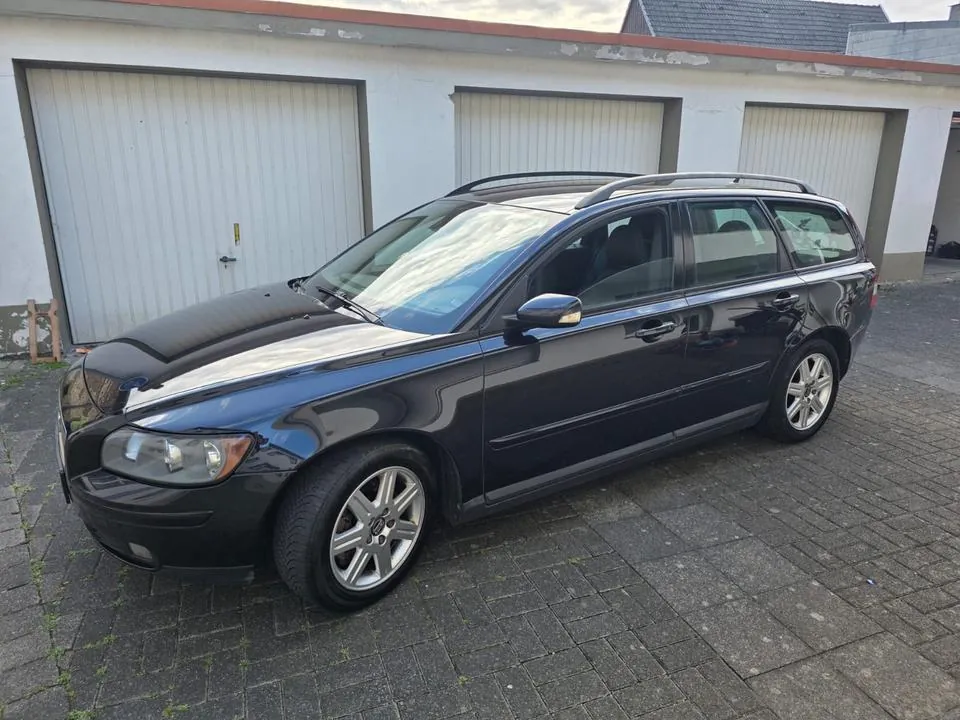 Volvo V50