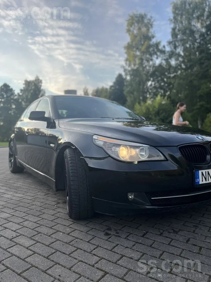 BMW 525 2007 photo 2