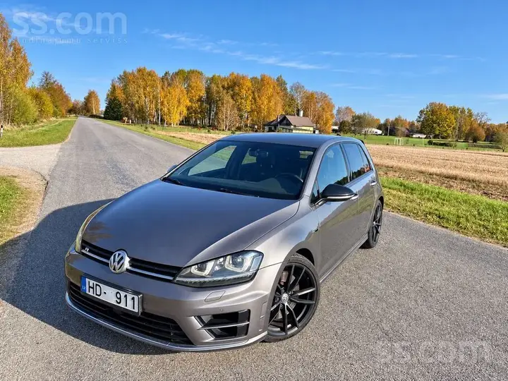 Volkswagen Golf R 2017 photo 2