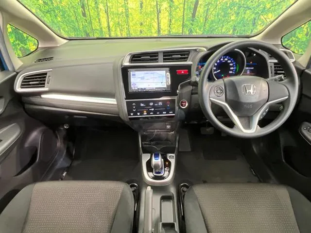 Honda Fit Hybrid 2014 photo 2